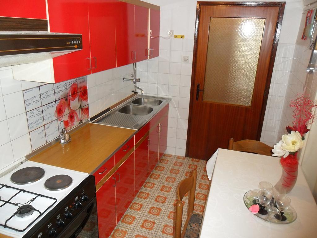 Park Apartment *